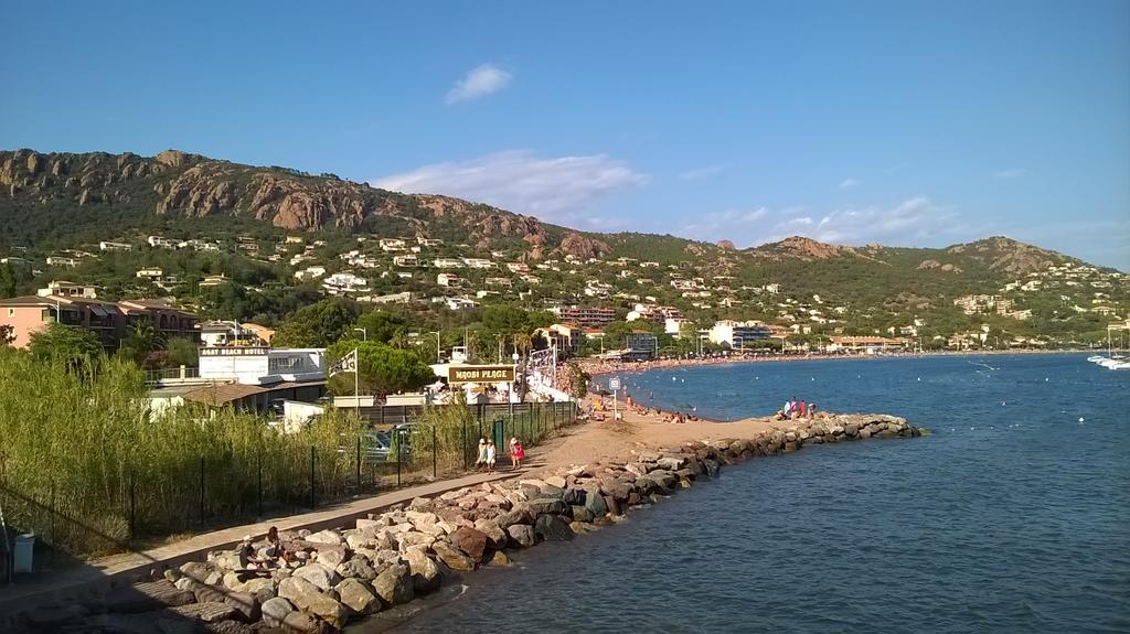 大湾别墅 Saint-Raphaël 外观 照片